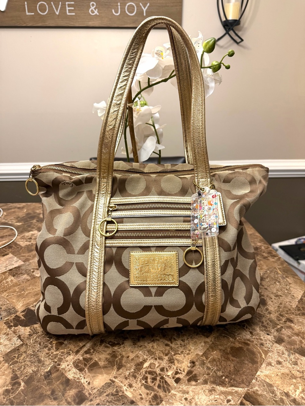 Coach POPPY Tan and Gold Signature Canvas Tote